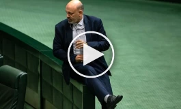 مولانا، بدون یک بیت فارسی!